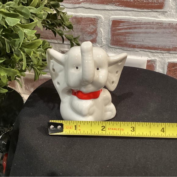 Cute as can be Ceramic Elephant decor piece - Gently Used - Great Condition - Picture 9 of 9